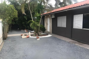Sua casa com piscina no Rio Tavares